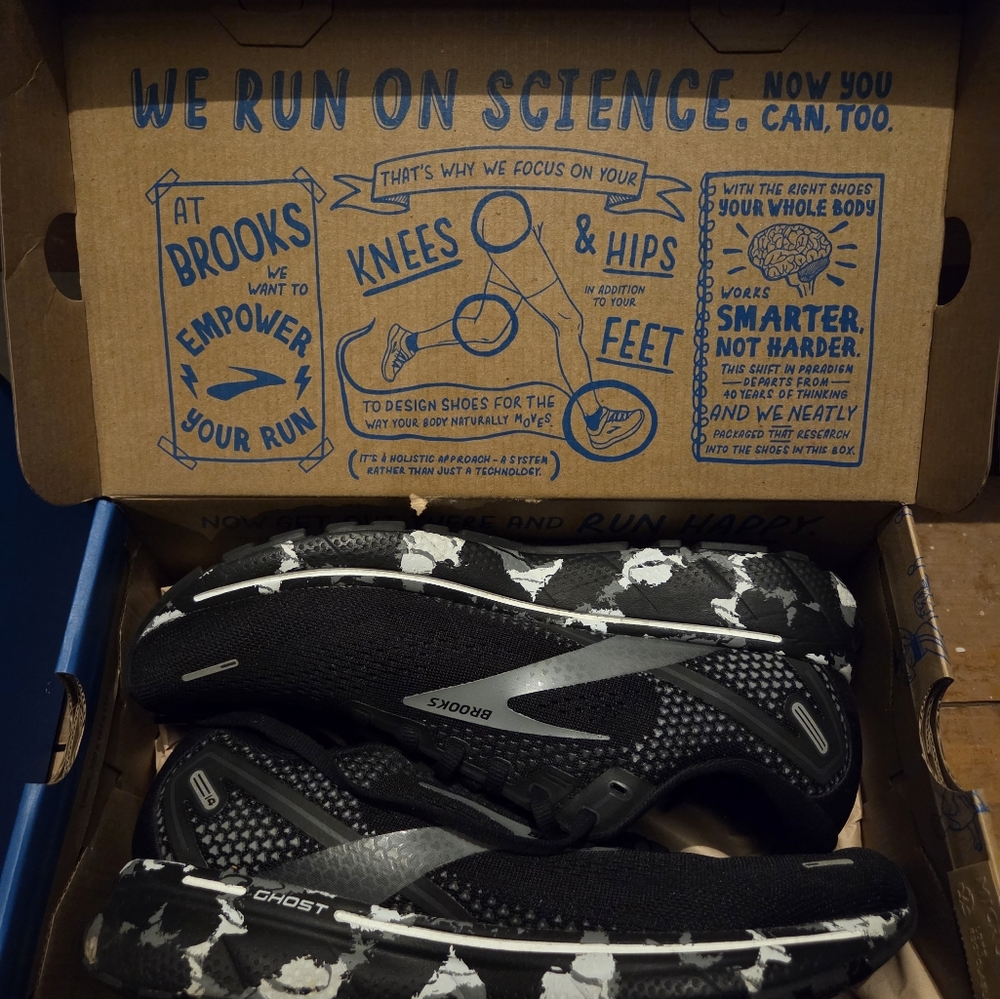 MT Athletic Shoes - Black and White